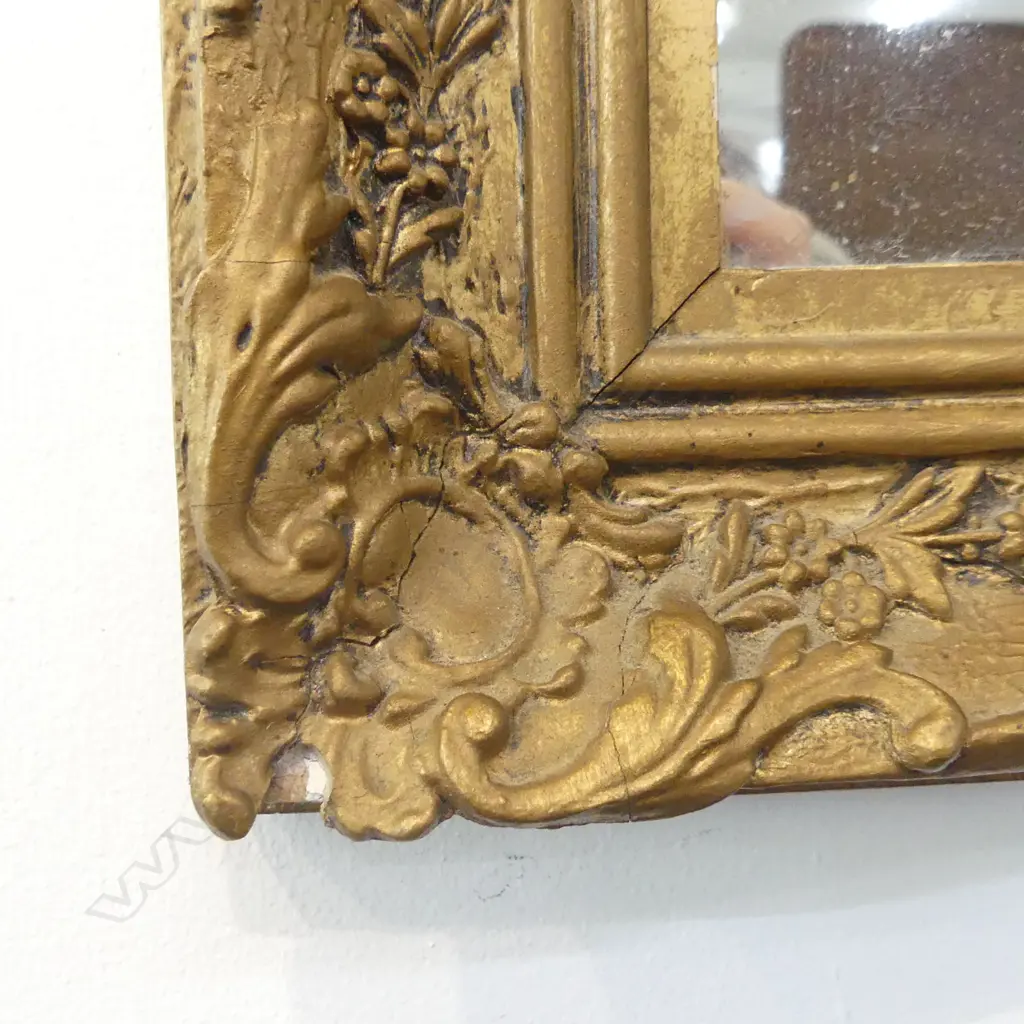 LARGE GILT FRAMED MIRROR 1320 x 1040mm Image 1++