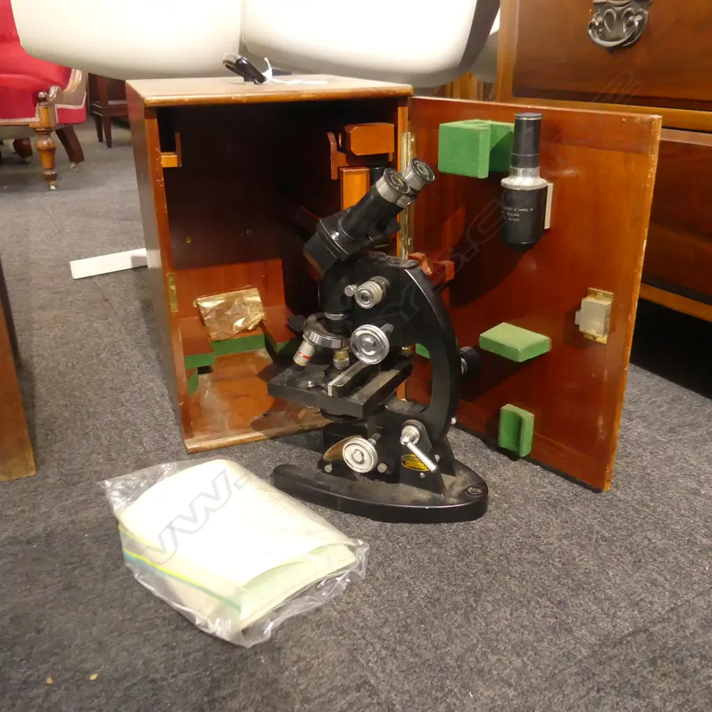 MICROSCOPE BOX & ACCESSORIES; COOK TROUGHTON & SIMMS LTD 1950;S TYPE M6100 Image 1++