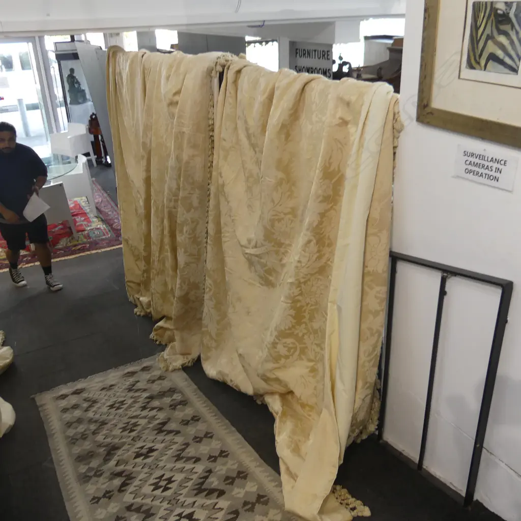7 LGE GOLD TASSELED CURTAINS 2.5M DROP  1X APPROX 3 M  3 APPROX 1.2  M 2 APPROX 1M Image 1++