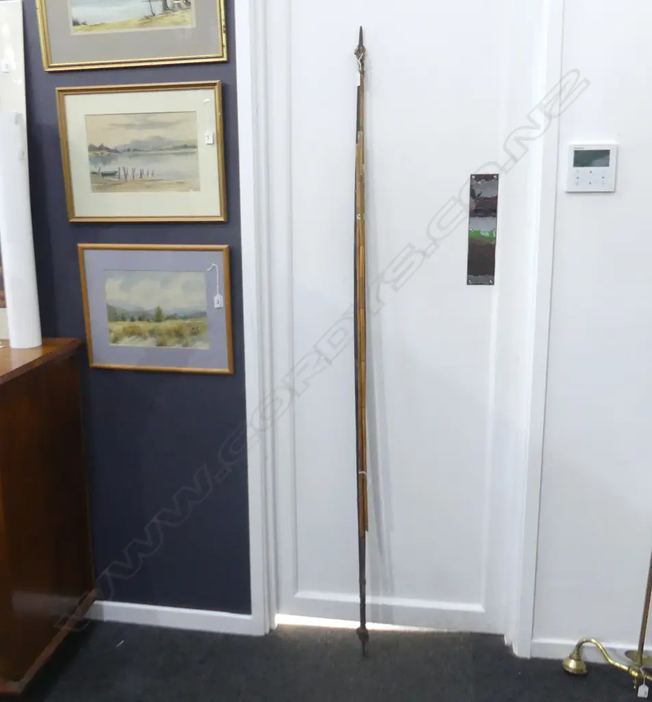 MELANESIAN BOW AND ARROWS (FAULTS) L.1780mm Image 1++
