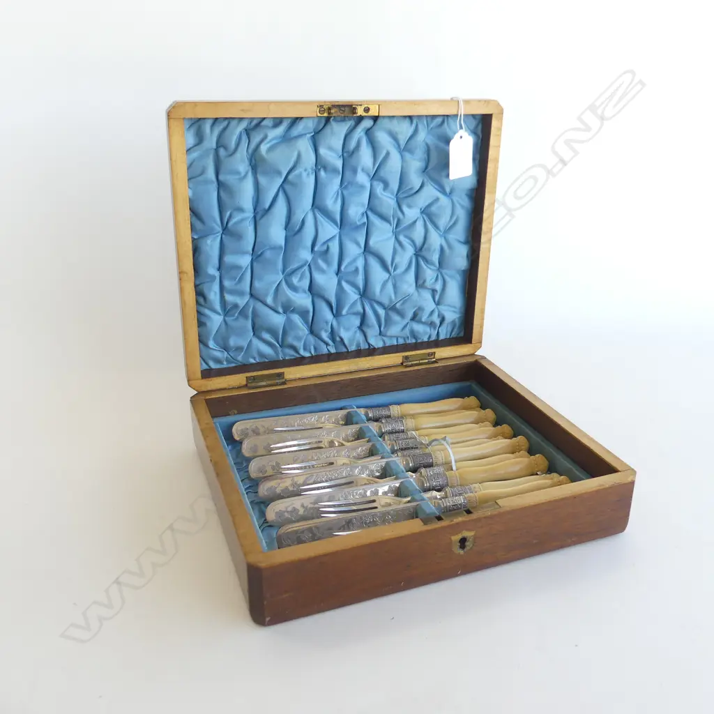 CASED ANTIQUE 12 PCE FISH CUTLERY SET - IVORY & STG BAND W.260mm Image 1++