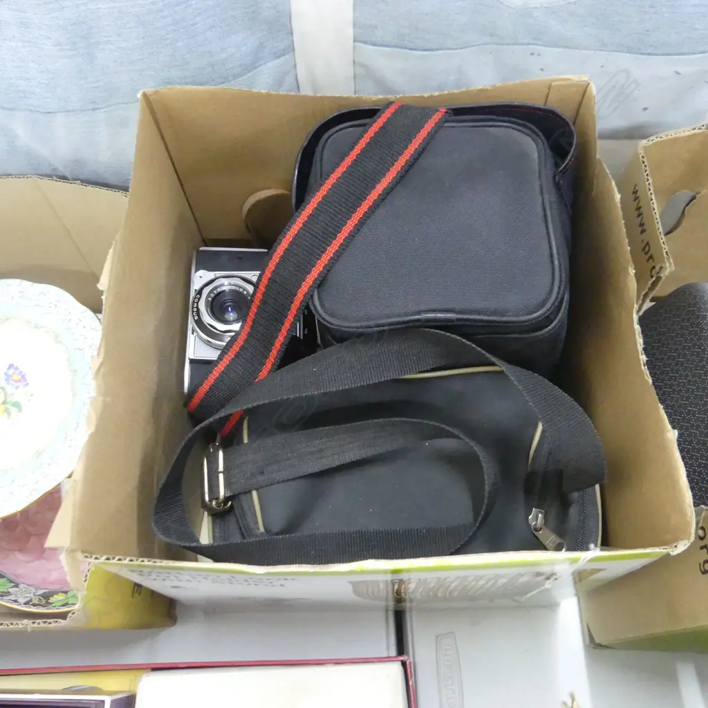 BOX ASST OLD CAMERAS ETC.. Image 1++