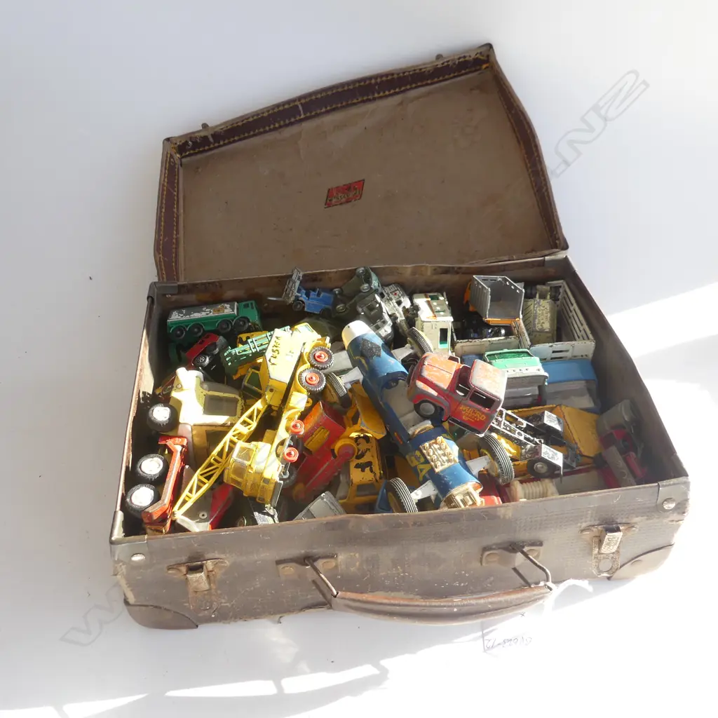 CASE OF OLD PLAY WORN TOYS: MICROMODELS + MATCHBOX + TRIANG + TONKA ETC Image 1++