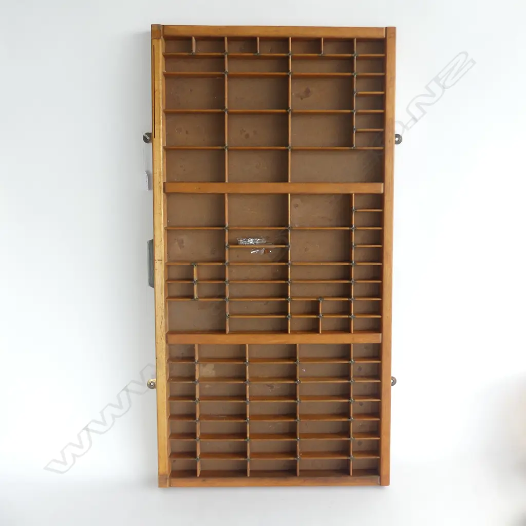 PRINTERS TRAY 815x420mm Image 1++