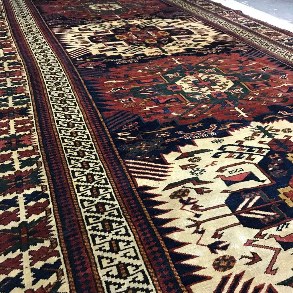 A Daghestan runner. Last quarter 19thC. 388 x 187cm. Image 1++