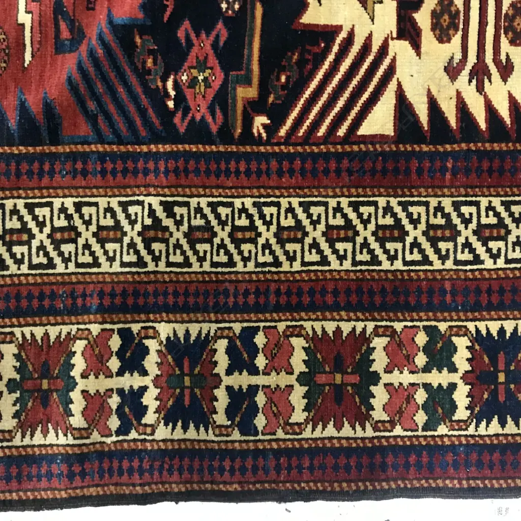 A Daghestan runner. Last quarter 19thC. 388 x 187cm. Image 1++