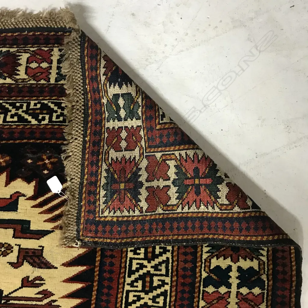 A Daghestan runner. Last quarter 19thC. 388 x 187cm. Image 1++