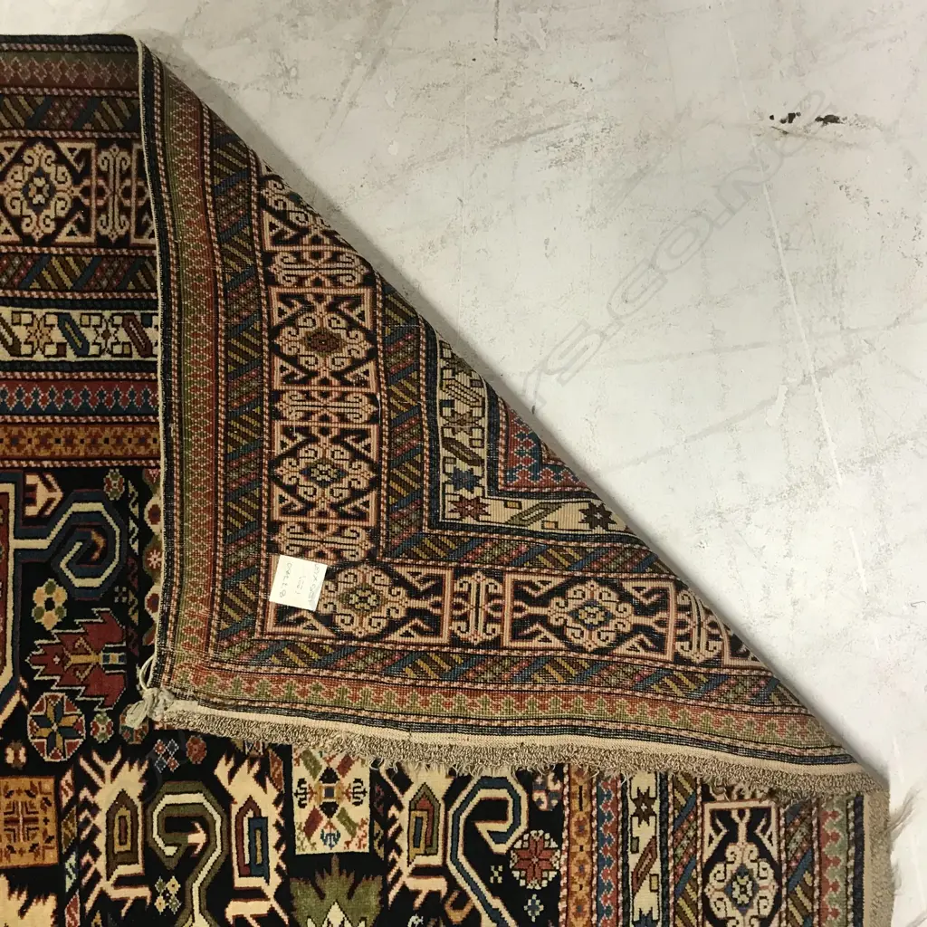 A Pirebadil, Kuba rug. Circa1900. 199 x 150cm. Image 1++