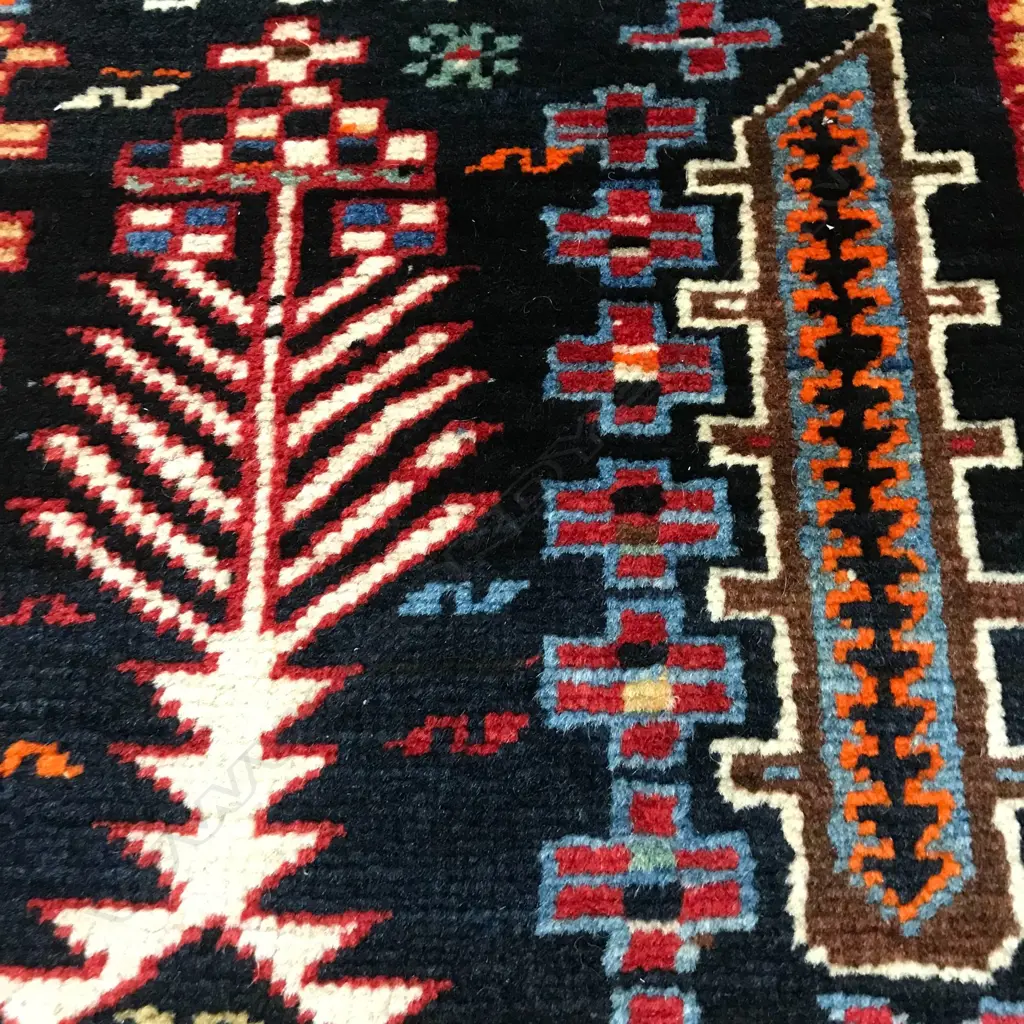 A good Shirvan Shiralibek broad runner. Early 20thC. 350 x 180cm. Image 1++