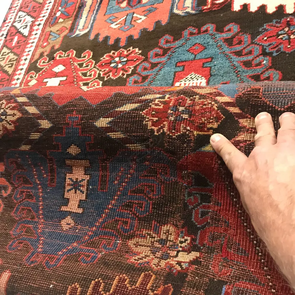 A Shemakha, Shirvan rug, circa 1900. 290 x 128cm Image 1++