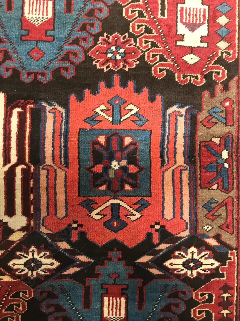 A Shemakha, Shirvan rug, circa 1900. 290 x 128cm Image 1++