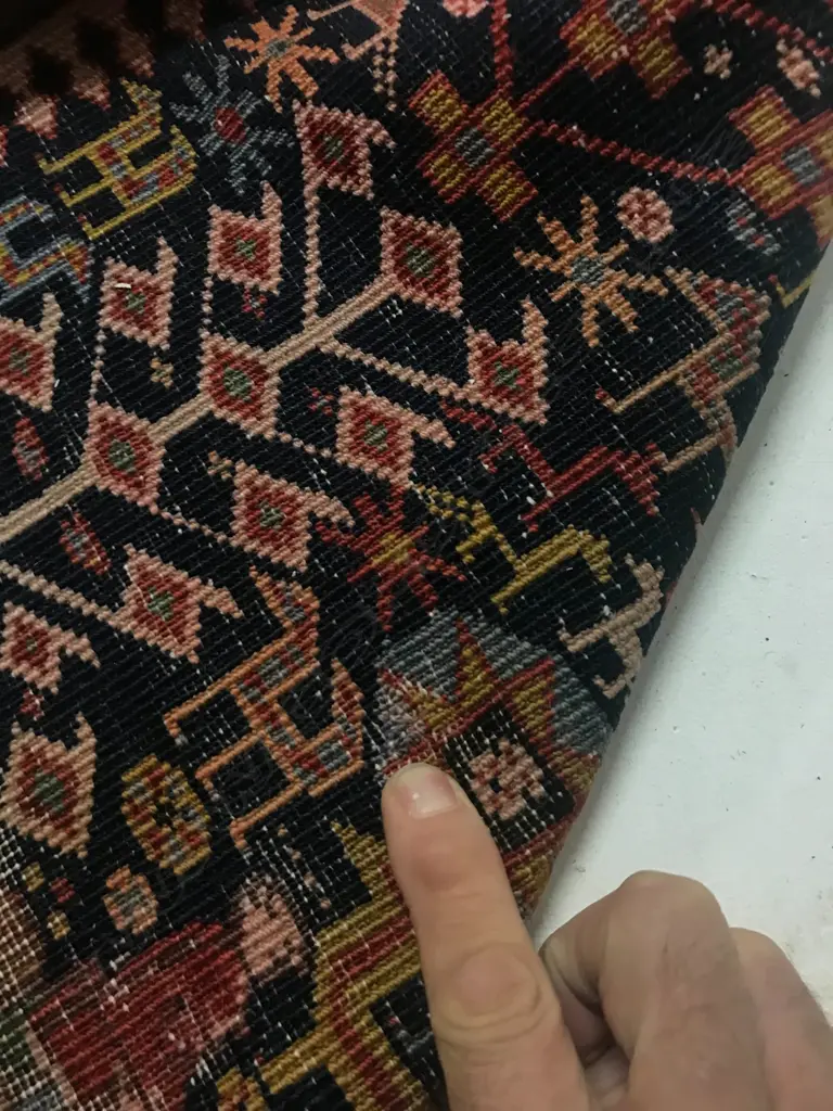 A good Arjiman, Shirvan runner. Second half 19thC. 293 x 151cm. Image 1++