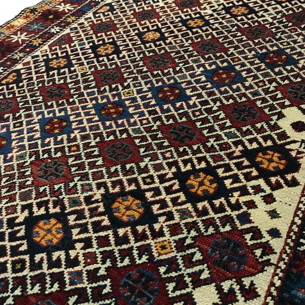 A Mihrabi Chukhanly, Shirvan prayer rug. Circa 1900. 173 x 105cm. Image 1++