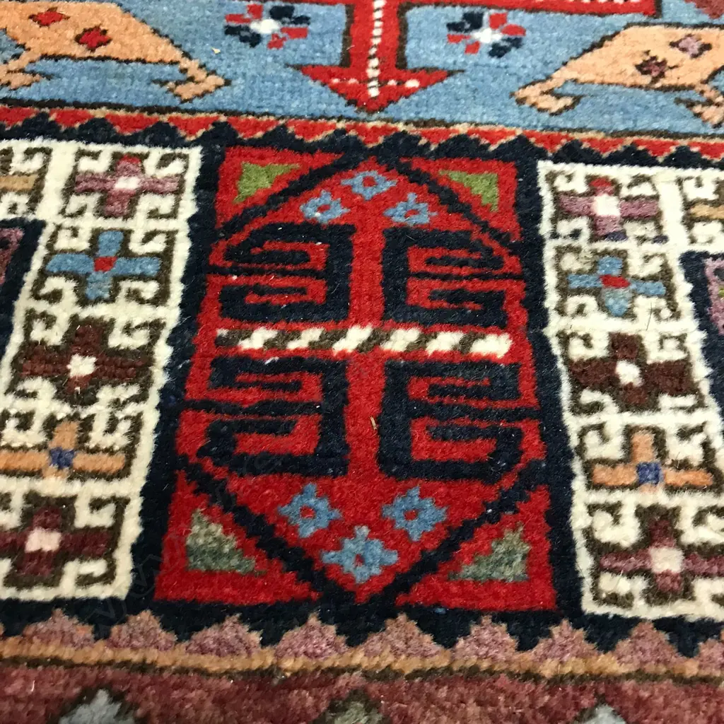 A good Gashad, Shirvan rug. First quarter 20thC. 265 x 140cm Image 1++