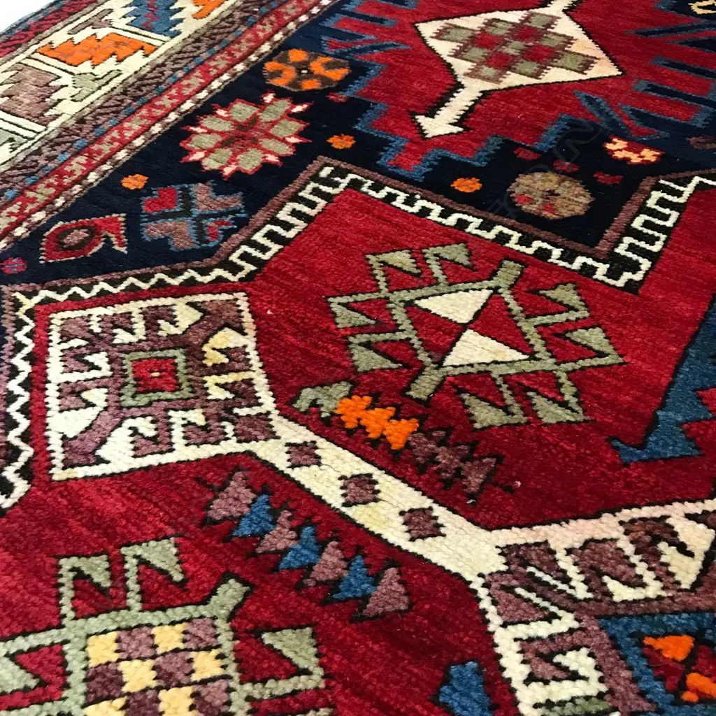 A Hajikabul, Shirvan broad runner. End of the 19thC. 300 x 143cm. Image 1++