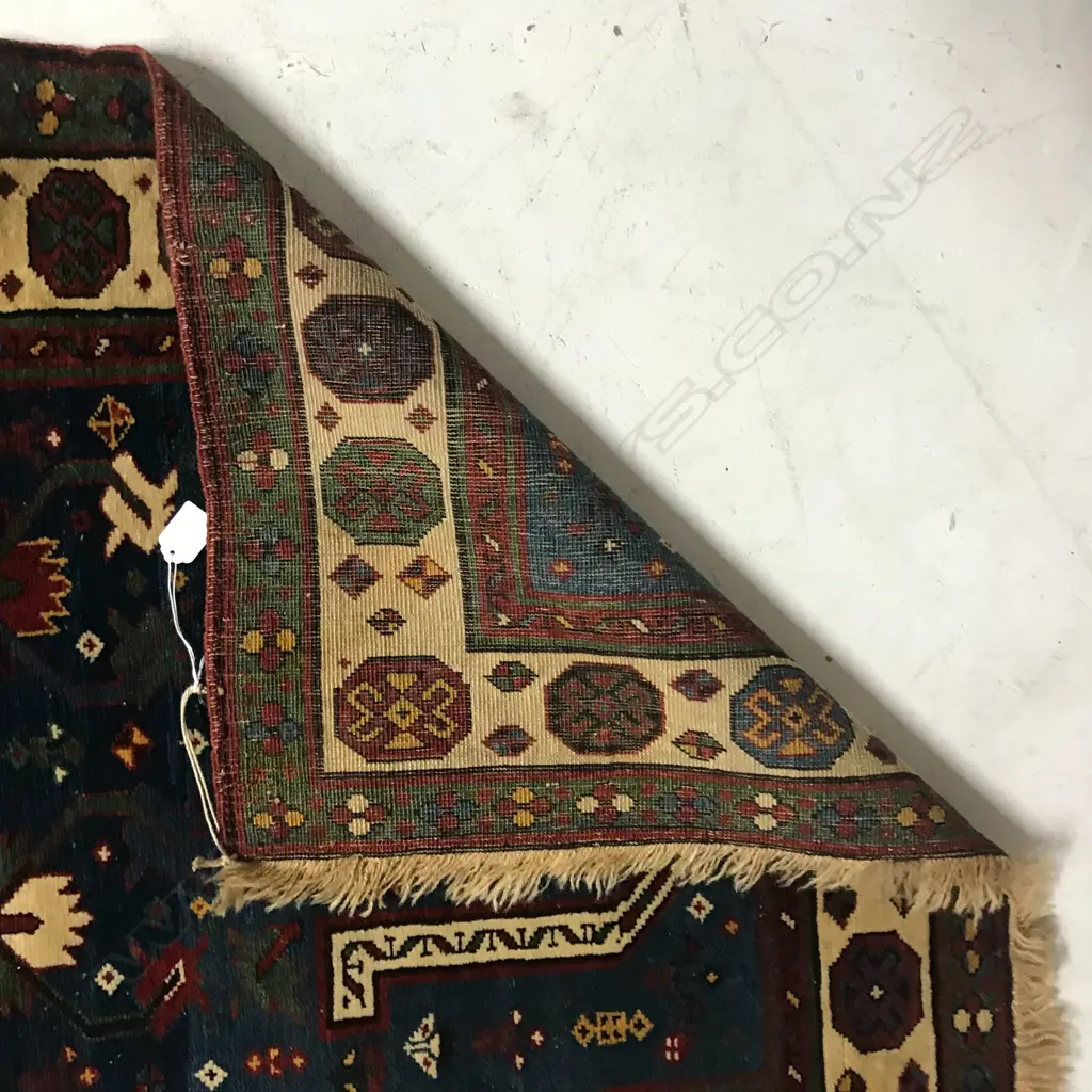 A Mihrabi Gyanja prayer rug. Second half 19thC. 158 x 85cm. Image 1++