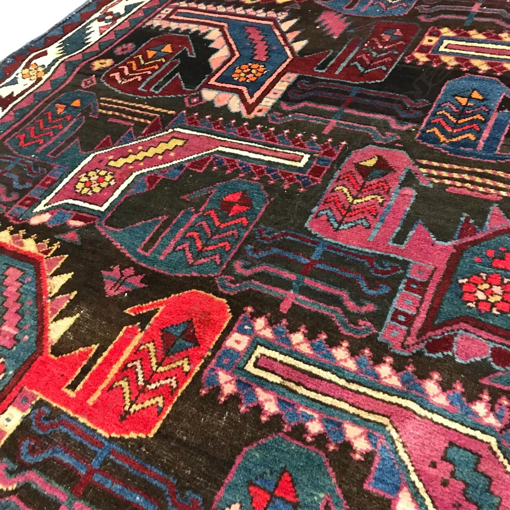 An Goradiz (Horadiz), Karabakh 'buynuz' runner. Beginning of the 20thC. 299 x 135cm. Image 1++