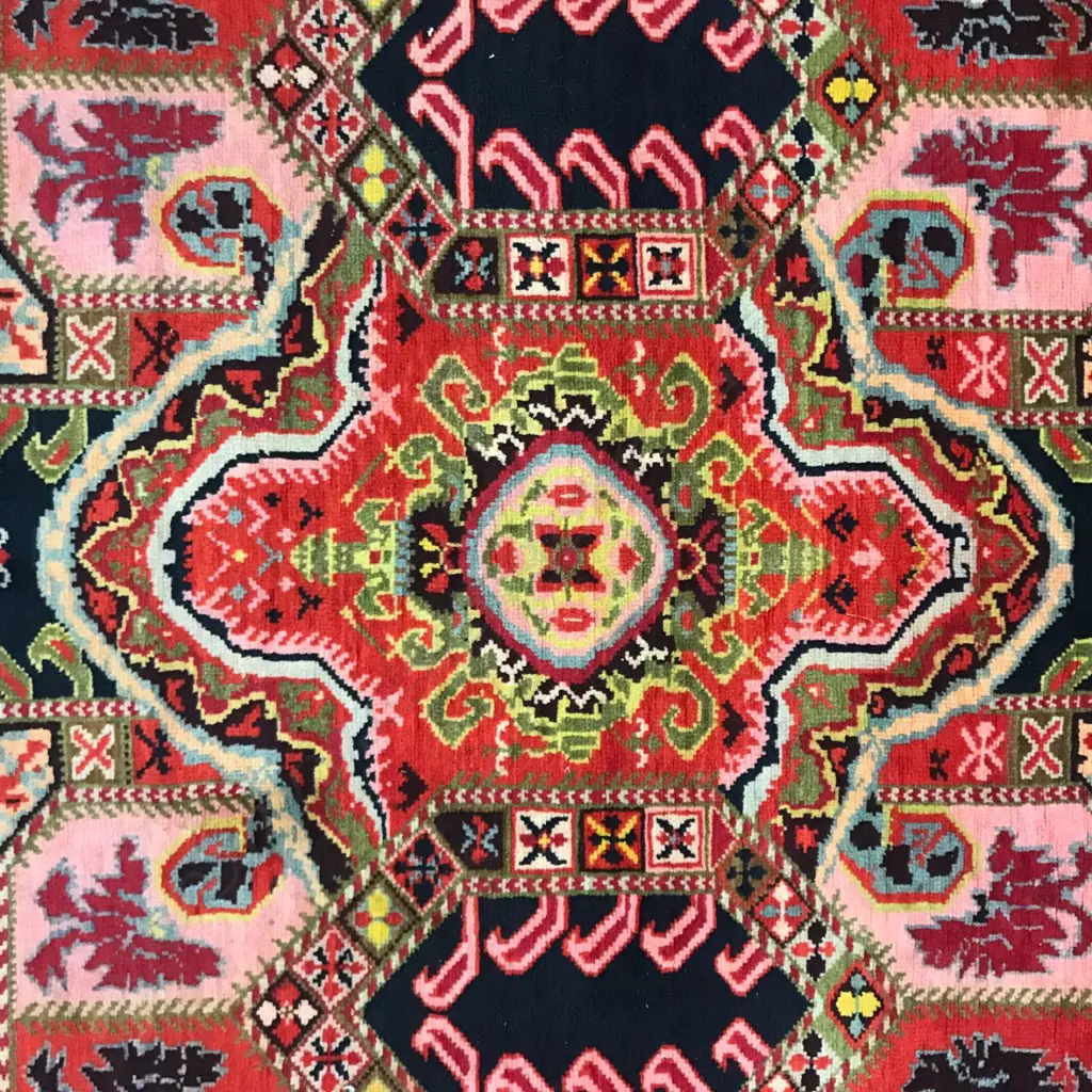 A large Gulmekhmer pattern Karabakh carpet. Beginning of the 20thC. 565 x 203cm. Image 1++