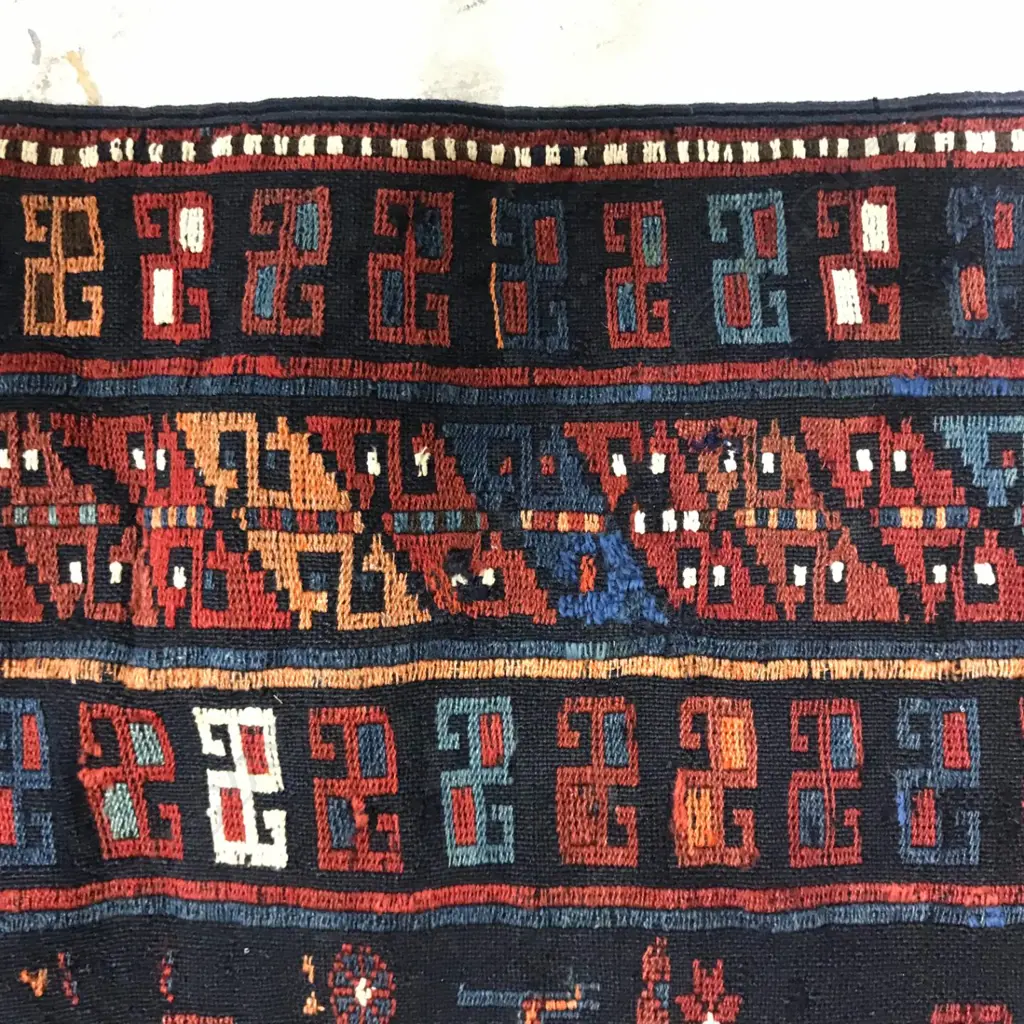 A Shadda flatweave, Karabakh rug. Beginning of the 20thC. 190 x 122cm Image 1++