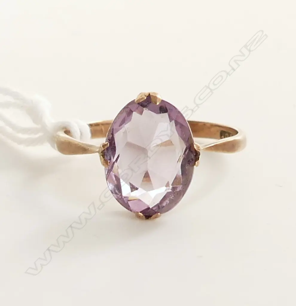 9CT GOLD & AMETHYST RING 1.6gms  SIZE O Image 1++