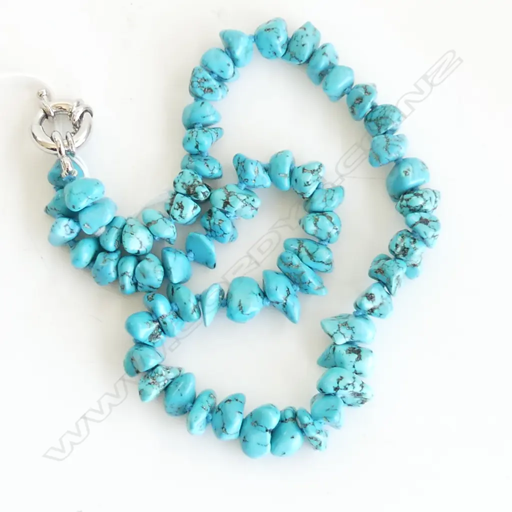 TURQUOISE BEAD NECKLACE Image 1++