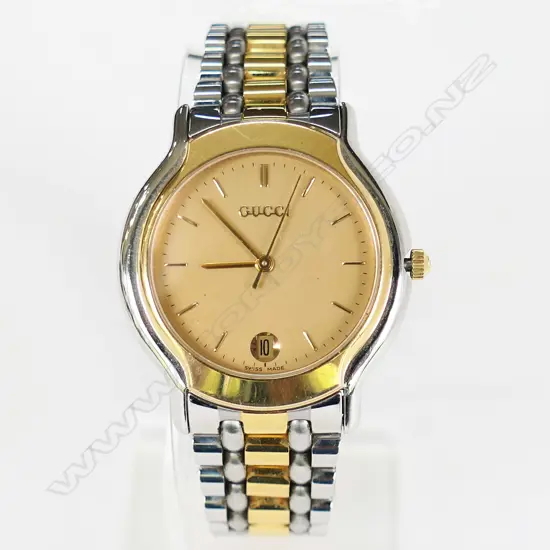 GUCCI BI-TONR GENTS WRISTWATCH Model 8000.2 M working