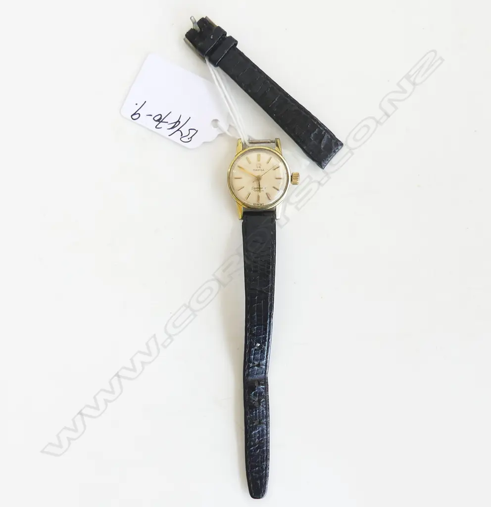 LADY'S OMEGA SEAMASTER VINTAE WRISTWATCH not running strap not secure Image 1++