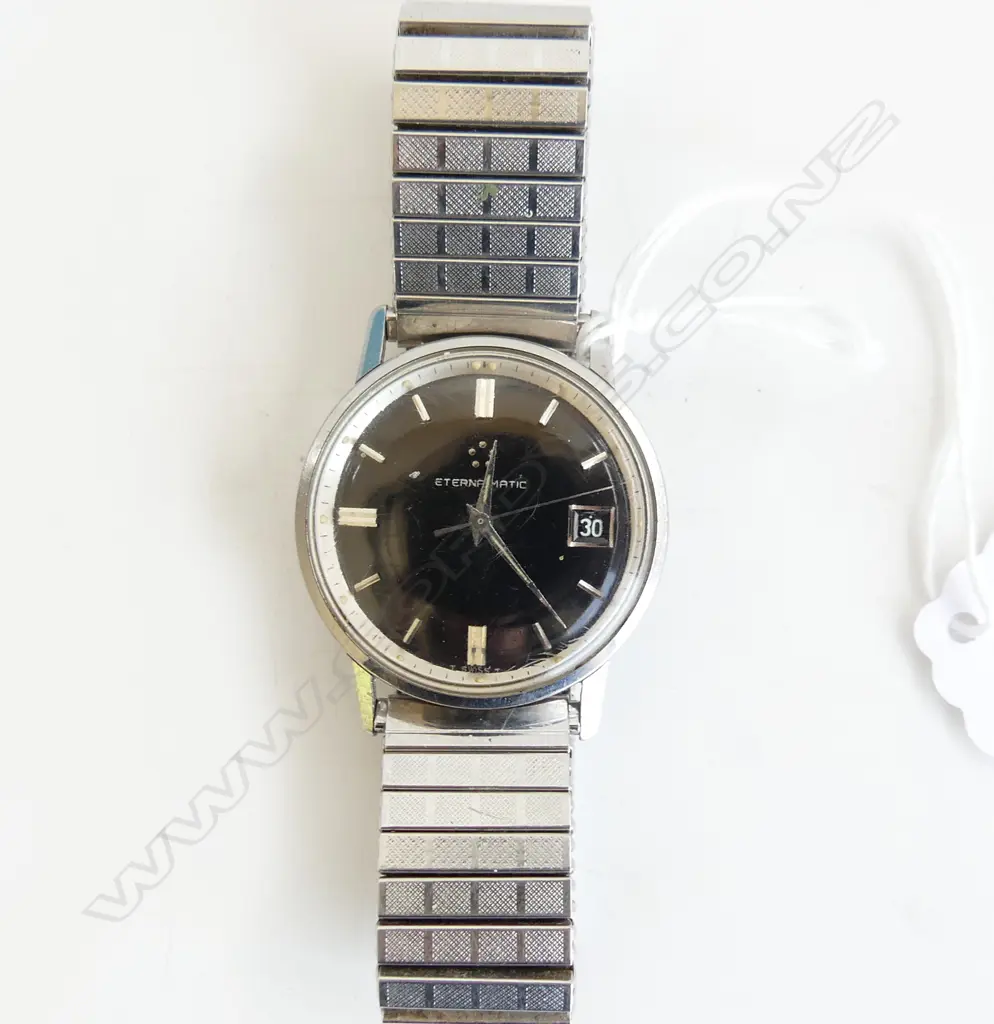 VINTAGE ETERNA GENT'S WRISTWATCH black dial. Original box. Tidy & running Image 1++