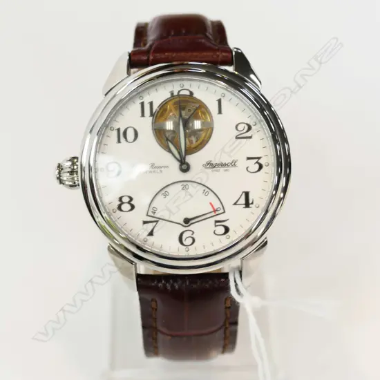 INGERSOLL GENTS AUTOMATIC WRIST WATCH, BOXED