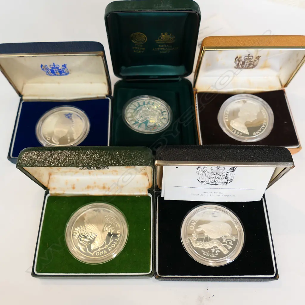 5 SILVER PROOF COINS; 4x NZ BIRDS + SYDNEY 2000  Image 1++