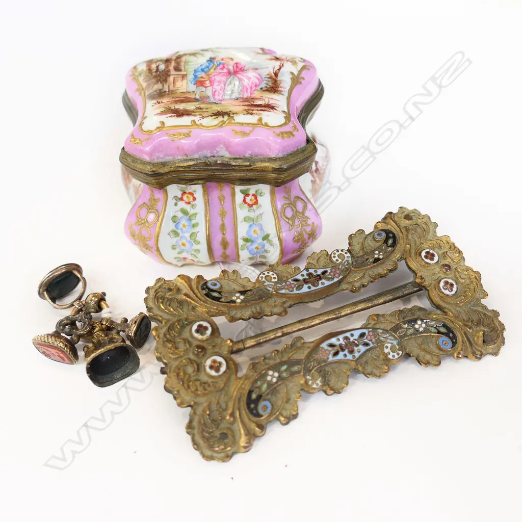 3 PCES; ENAMEL BUCKLE 90x50mm, 4 RG FOB SEALS (1 EMPTY) HAND PAINTED LIDDED PORCELAIN BOX Image 1++