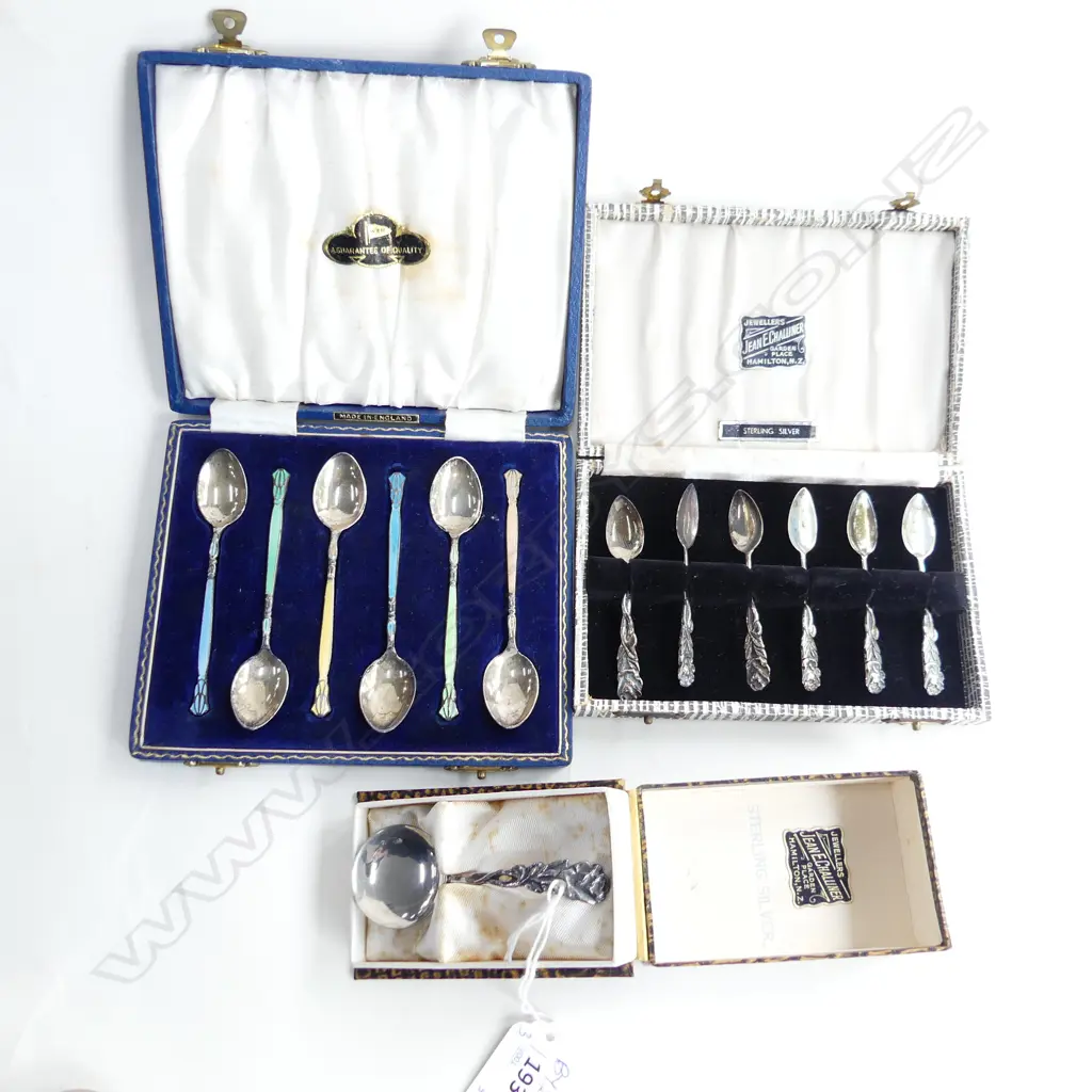 3 CASES STG CUTLERY 90 GM Image 1++