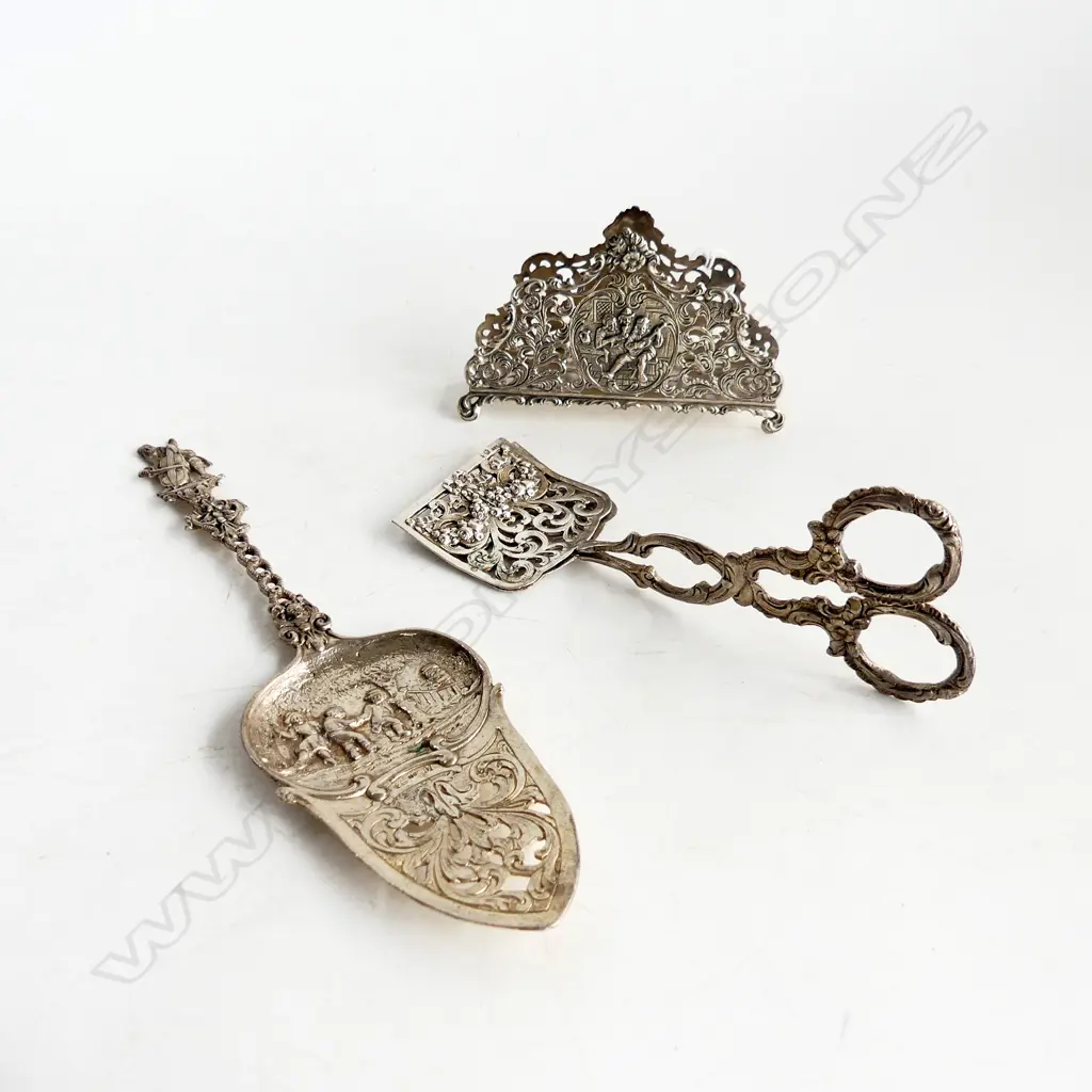 3 PCES DUTCH 800 SILVER; LETTER HOLDER, SERVING SPOON, SCISSORS 202 GRAMS Image 1++