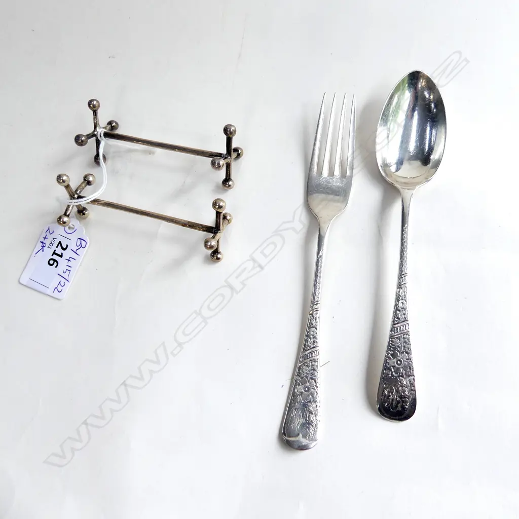 4 PCES STG SILVER; FORK & SPOON SHEFFIELD 1906 + PR KNIFE RESTS LONDON 1910 89 GM Image 1++