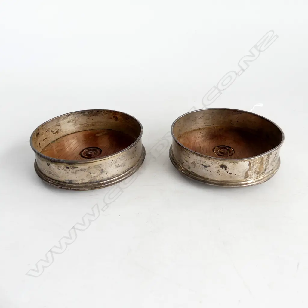 PR STG SILVER WINE COASTERS, LONDON 1986 130mm dia Image 1++