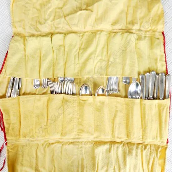 LG WALKER & HALL SILVER PLATE CUTLERY SET, ST JAMES PATTERN