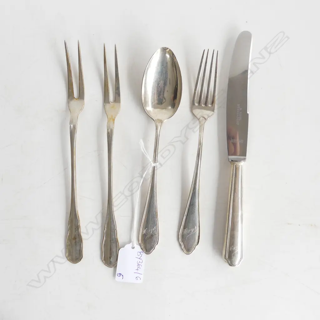 4 PCES 800 SILVER CUTLERY 139 GRMS + 925 KNIFE Image 1++
