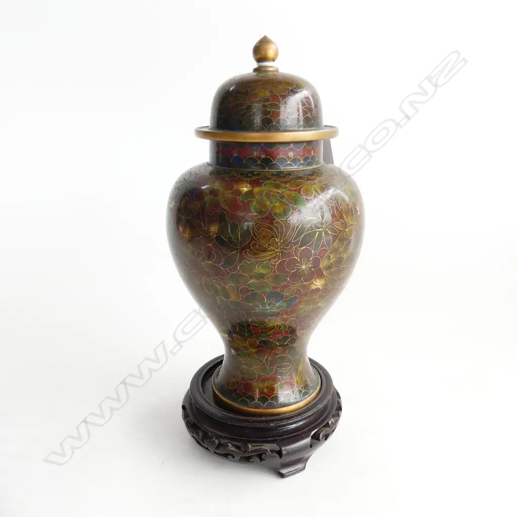 LIDDED CLOISONNE GINGER JAR H.230mm ON STAND Image 1++