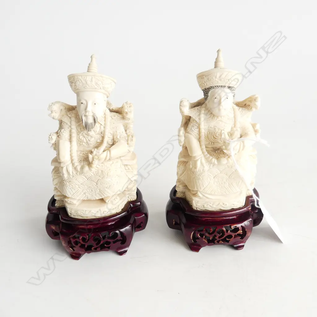 CHINESE CARVED IVORY EMPEROR & EMPRESS ON STANDS H.140mm Image 1++