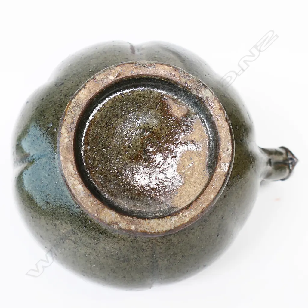 JIN DYNASTY BROWN GREEN EWER H130MM Image 1++