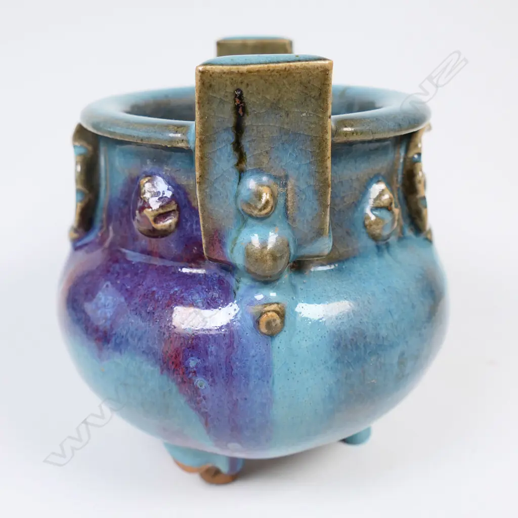 JUNYAO FOOTED CENSER H 140MM Image 1++