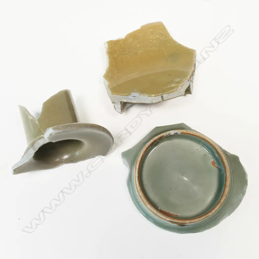 SUNG DYNASTY LONGQUAN CELADON CHARDS Image 1++