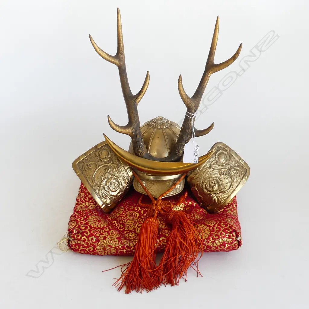 REPRODUCTION HELMET OF TADAKATSU SAMURAI OF SAMURAI’S WHO FOUGHT OVER 55 BATTLESwithout ever sustaining a serious injury Image 1++