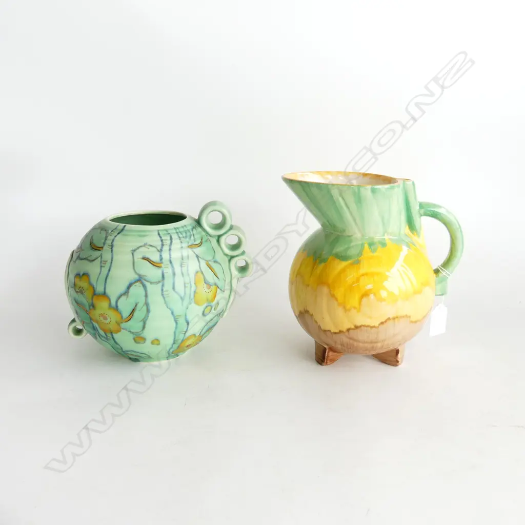 GREEN CROWN DEVON GLOBE VASE (minor hairlines) + DECO JUG H.195mm Image 1++