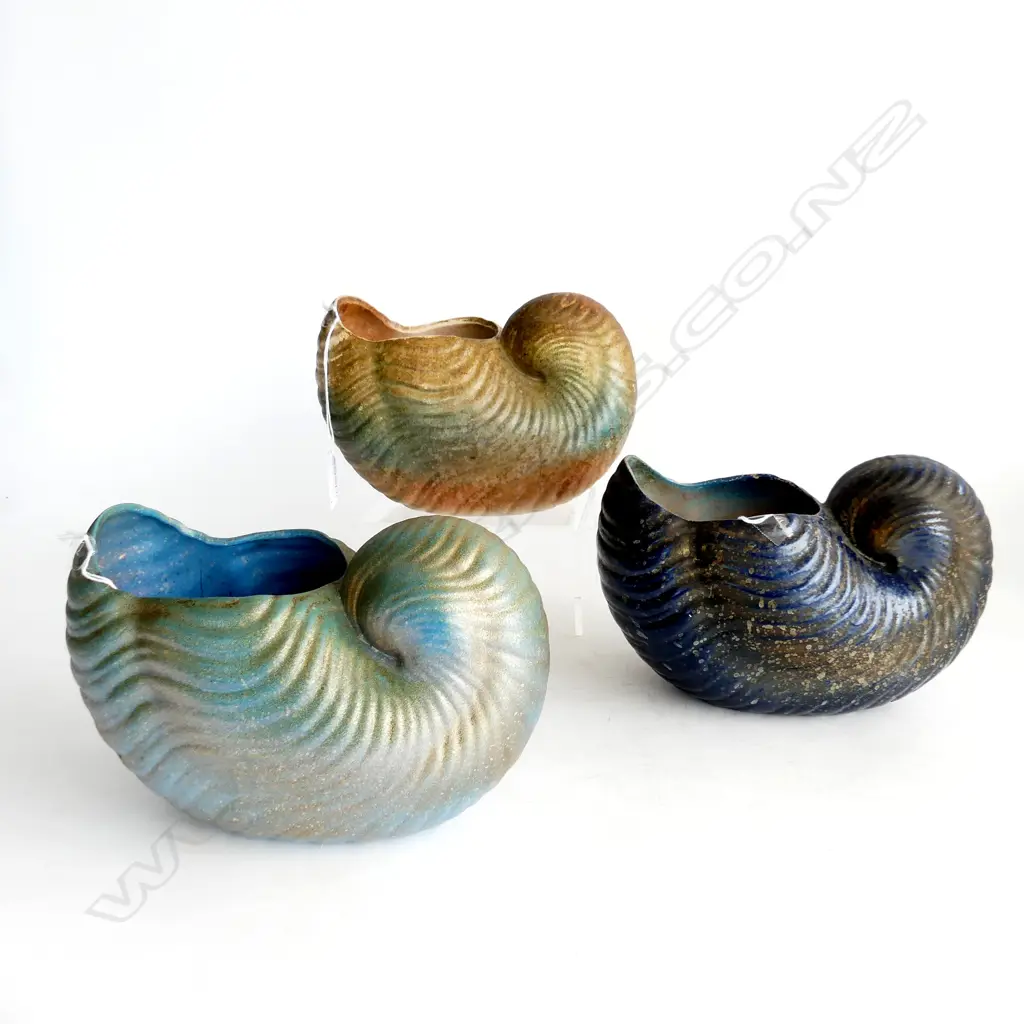 3 PARTRIDGE POTTERY TRANSFER MARKED NAURTALIS VASES H140MM Image 1++