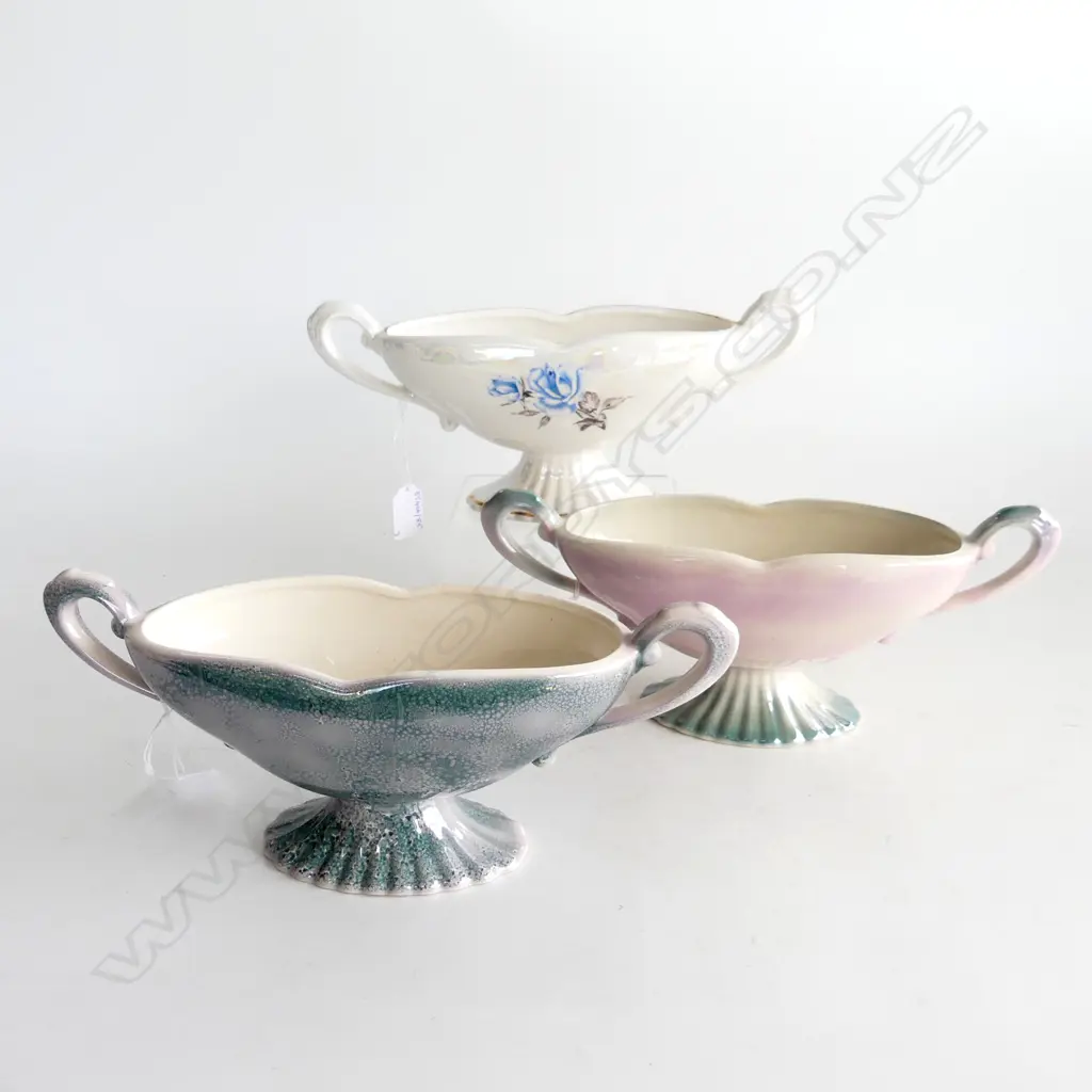 3 TITIAN 2 HANDLED VASES L300MM Image 1++