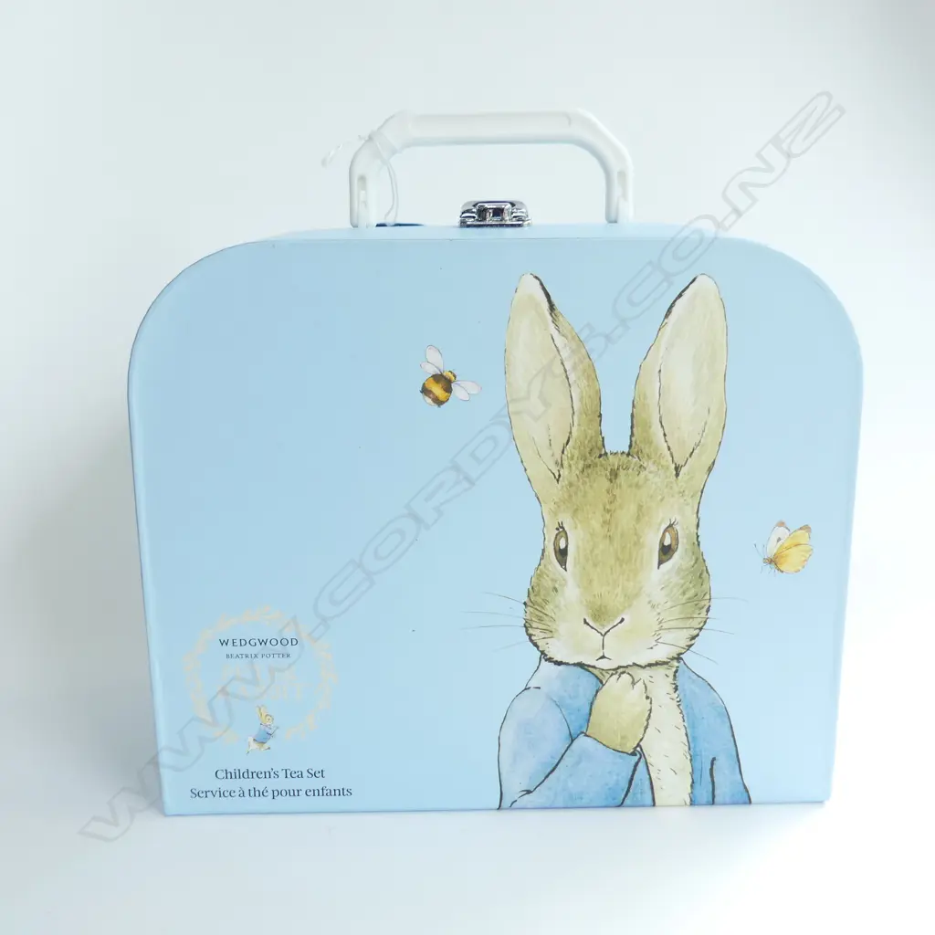 WEDGWOOD PETER RABBIT CHILDRENS TEA SET, CASED Image 1++