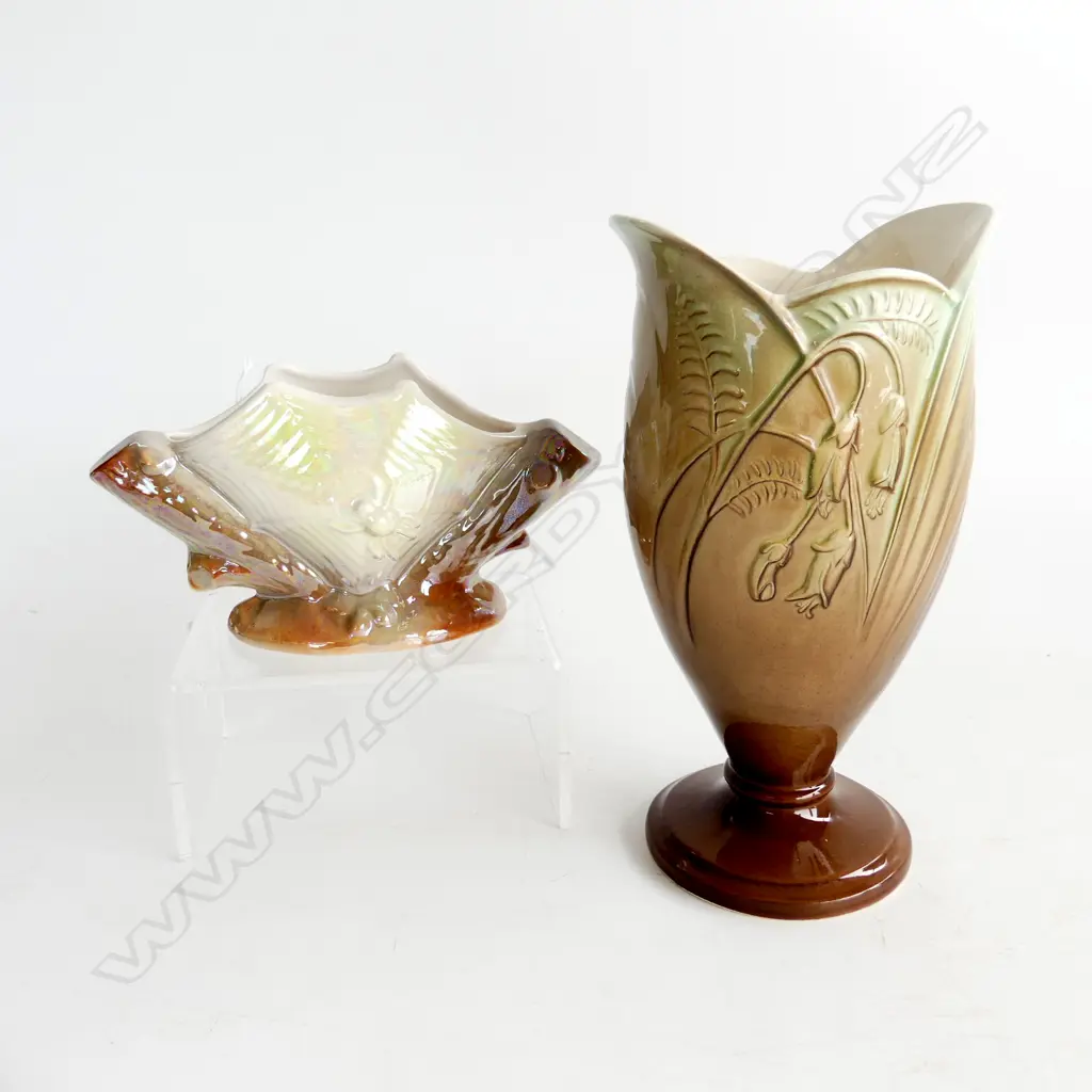 TITIAN STUDIO CHINA SPIDER WEBB VASE H110MM & TITIANSTUDIO CHINA KOWHIA VASE H240MM Image 1++