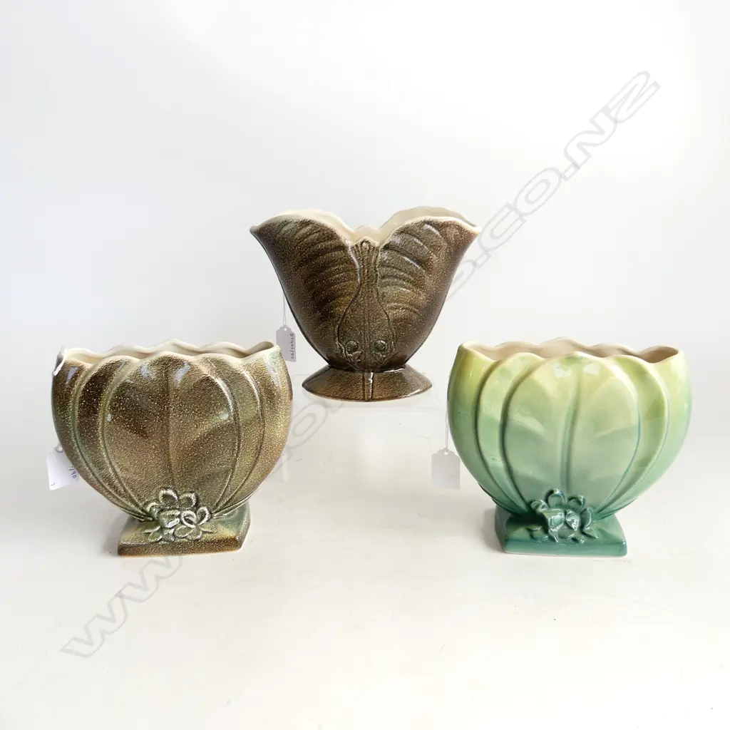 3 TITIAN STUDIO CHINA VASES TALLEST170MM Image 1++