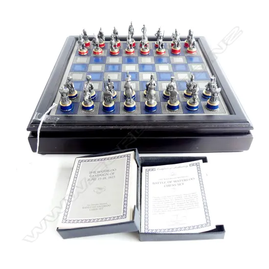FRANKLIN MINT BATTLE OF WATERLOO CHESS SET, PEWTER PCES, 345x345mm